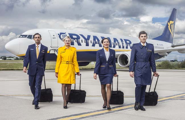 © Ryanair- personnel