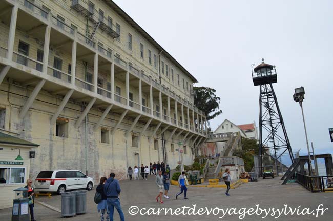 Arrivée sur l'île d'Alcatraz 