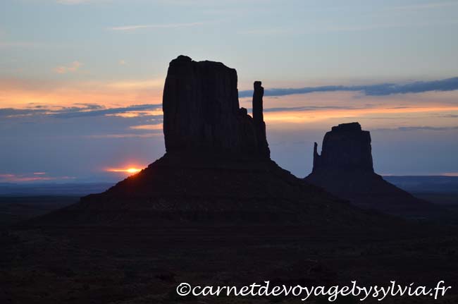 Monument Valley levée du soleil